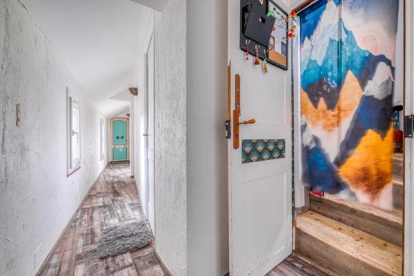 Christophe Michaudelle – EXCLUSIVITE - CAPIFRANCE vous propose proche de Meaux, à Chambry : Propriété 260 m² - ZONE UA - 10 pièces - 5 chambres - pièces d'eau - beau jardin plat et clos avec nombreux