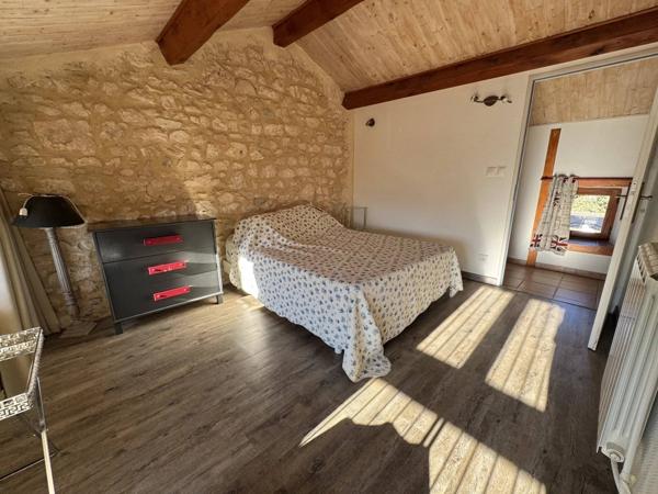 Verfeuil – Propriété de Caractère en Pierre et Loft d'Architecte à Créer au Cœur de la Vallée de la Cèze