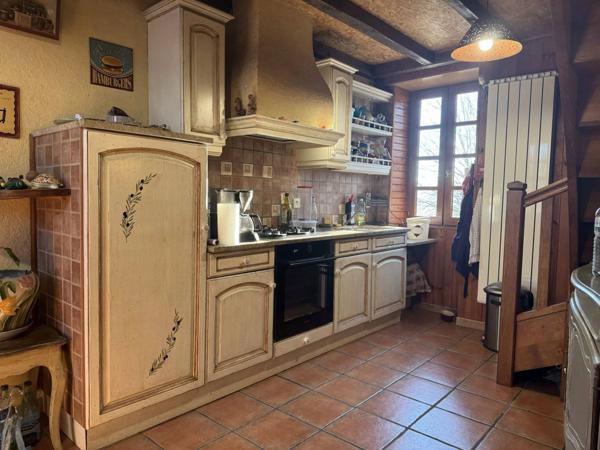 Verfeuil – Propriété de Caractère en Pierre et Loft d'Architecte à Créer au Cœur de la Vallée de la Cèze