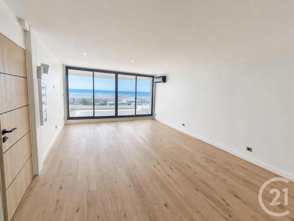Appartement F3 à vendre  3 pièces - 68,21 m 2   DONVILLE LES BAINS  - 50