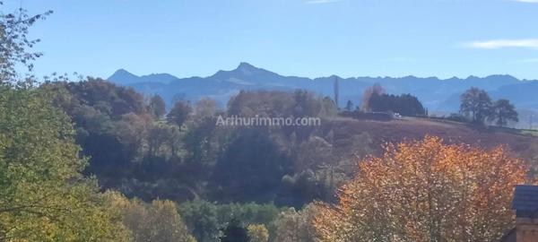 Location Appartement 2 pièces 81 m2 à Averan