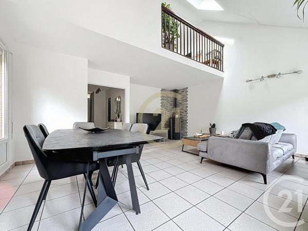 Maison à vendre  7 pièces - 121,06 m2 JOUY LE MOUTIER - 95