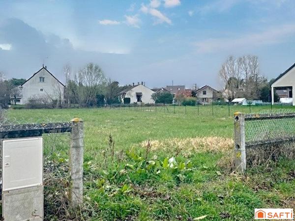 Beau terrain 961 m2 à bâtir sur 825 m2 - G1 et G2 - viabilisé - façade 19.77 ml - possibilité 2 lots - Gare routière - Ecoles