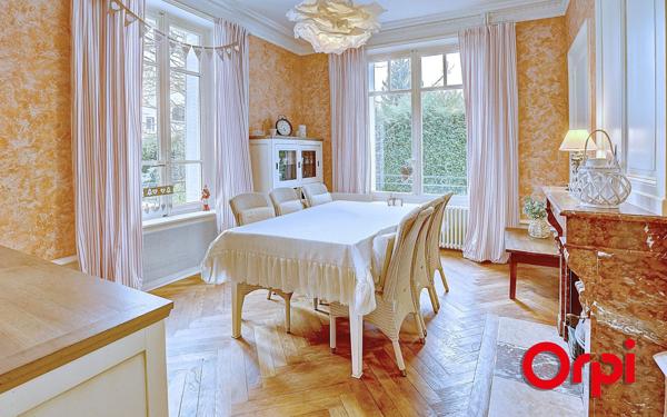 Maison à vendre    5 pièces •  La Tour-du-Pin