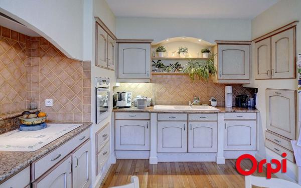 Maison à vendre    5 pièces •  La Tour-du-Pin