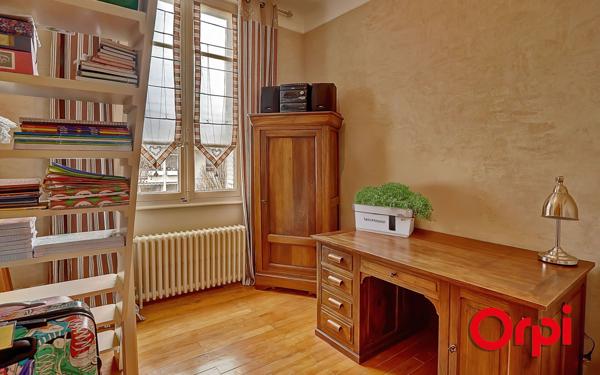 Maison à vendre    5 pièces •  La Tour-du-Pin