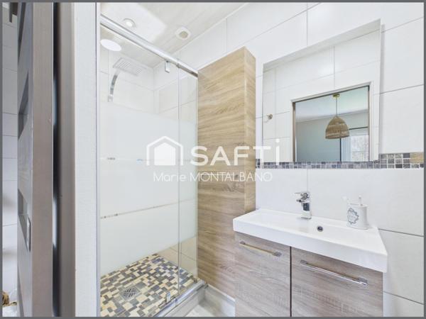 Demeure de caractère entièrement rénovée à Mios