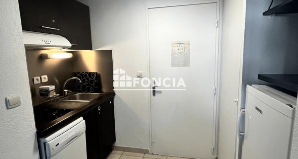 À vendre Appartement 2 pièces 26.14 m² - La Londe-les-maures 83250