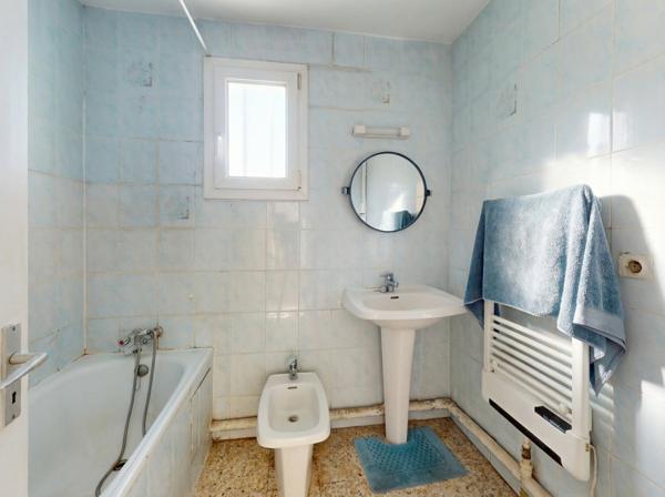 Pennes-Mirabeau (13170) Maison de plain pied 100m2 avec garage plein coeur des CADENEAUX