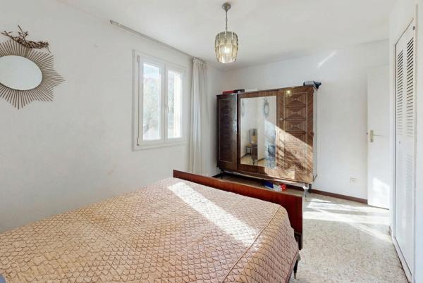 Pennes-Mirabeau (13170) Maison de plain pied 100m2 avec garage plein coeur des CADENEAUX