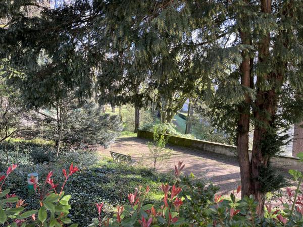 Caluire-et-Cuire (69300) CALUIRE - APPARTEMENT 94 m² - TERRASSE - JARDIN - GARAGE