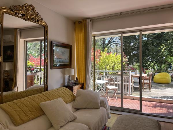 Caluire-et-Cuire (69300) CALUIRE - APPARTEMENT 94 m² - TERRASSE - JARDIN - GARAGE