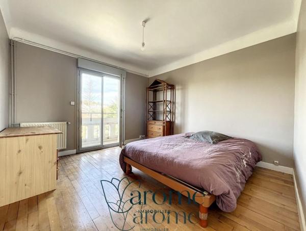 Appartement 3 pièce(s) 2 chambre(s) 90 m²