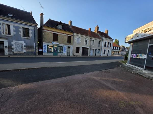 Maison à BUZANCAIS (36500)