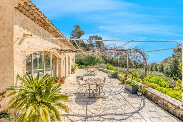 Vente Villa de luxe Cabris 5 Pièces 189 m²