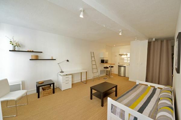 Appartement à louer    1 pièce •  Compiègne