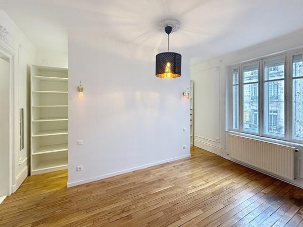 Appartement ancien à vendre 5 pièces REIMS (51)