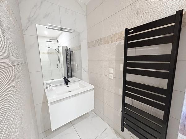 Appartement ancien à vendre 5 pièces REIMS (51)