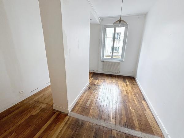 Appartement ancien à vendre 5 pièces REIMS (51)