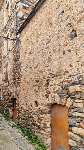 Maison de village 4 pièces – Calme, authenticité et potentiel locatif à Saint-Nazaire-de-Ladarez