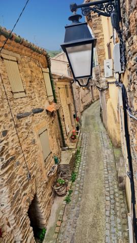 Maison de village 4 pièces – Calme, authenticité et potentiel locatif à Saint-Nazaire-de-Ladarez