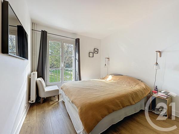 Appartement F5 à vendre  5 pièces - 94,92 m2 VERSAILLES - 78