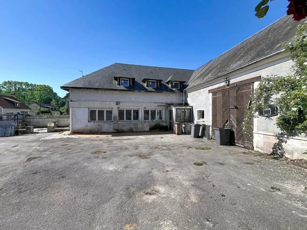 Vente                                                      Immeuble
                        
                     8 pièces                      380 m2                     à Chivy-Lès-Étouvelles