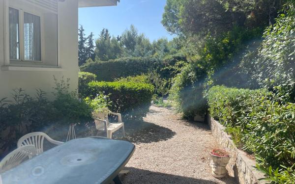 Maison à vendre    4 pièces • 120 m2 La Valette-du-Var