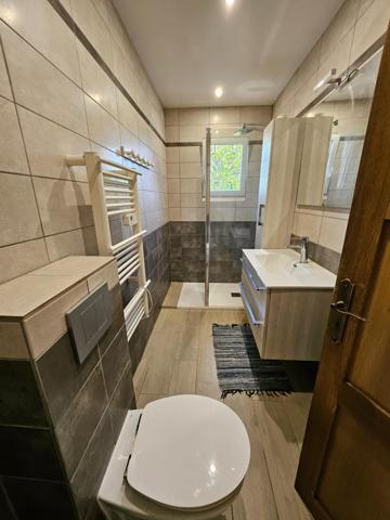 Maison familiale idéalement située en parfait état