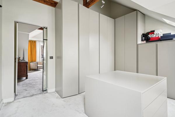 Vente Maison de luxe Neuilly-sur-Seine 6 Pièces 350.4 m²