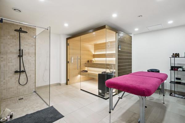 Vente Maison de luxe Neuilly-sur-Seine 6 Pièces 350.4 m²