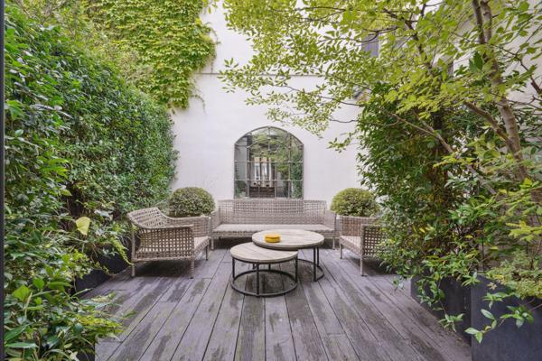 Vente Maison de luxe Neuilly-sur-Seine 6 Pièces 350.4 m²