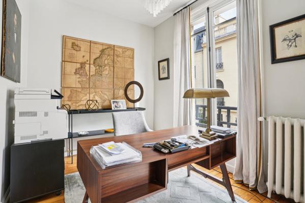 Vente Maison de luxe Neuilly-sur-Seine 6 Pièces 350.4 m²