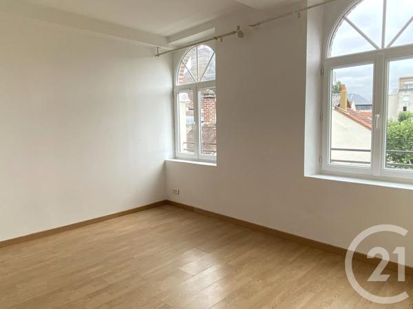 Appartement F3 à vendre  3 pièces - 64,80 m 2   BEAUVAIS  - 60