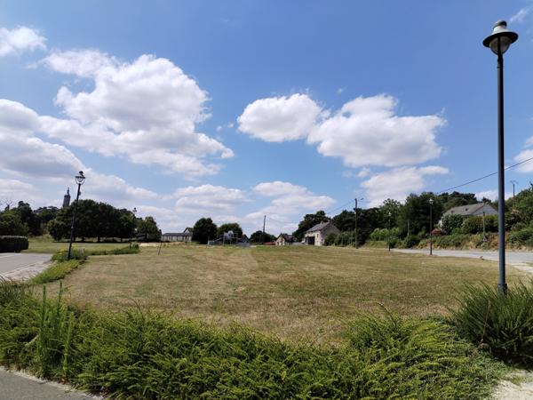 Montautour (35210) Terrain constructible à partir de 461 m2