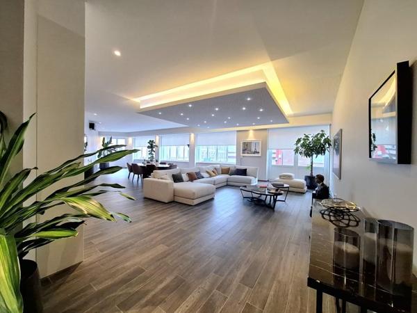 À vendre Appartement 7 pièces 268 m² - ÉPinal 88000