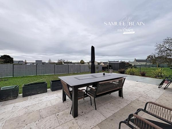 Piscine, plain de plain pied 3 ch et jardin.