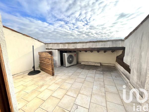 Duplex 4 pièces de 88 m² à Saint-Gilles (30800)