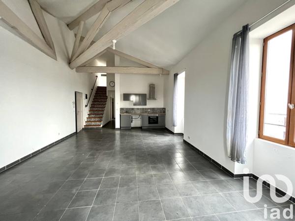 Duplex 4 pièces de 88 m² à Saint-Gilles (30800)