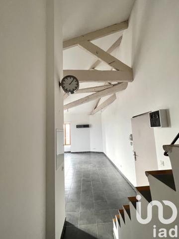 Duplex 4 pièces de 88 m² à Saint-Gilles (30800)