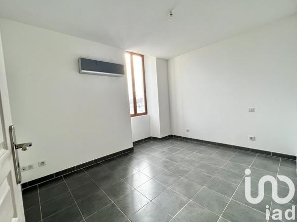 Duplex 4 pièces de 88 m² à Saint-Gilles (30800)