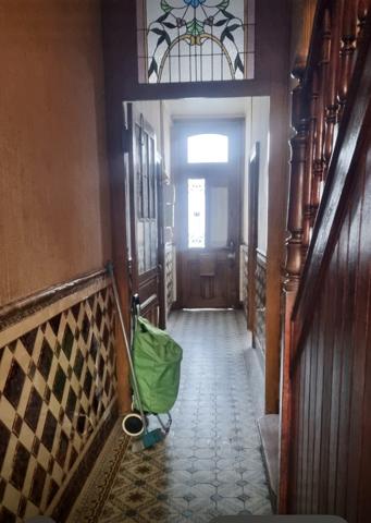 Maison
         8 pièces
        - 171 m² 89 900 € *