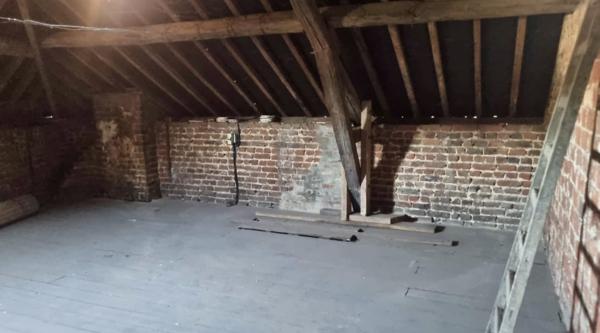 Maison
         8 pièces
        - 171 m² 89 900 € *