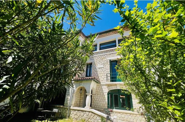 Vente Maison de luxe Royan 12 Pièces 333 m²