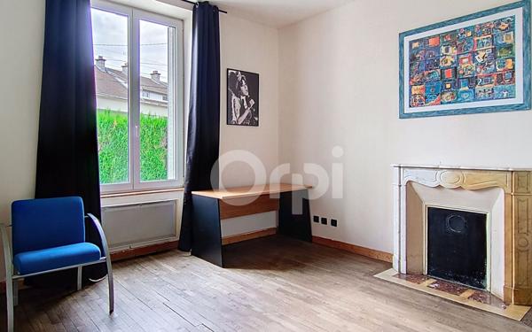 Immeuble à vendre    11 pièces • 206,44 m2 Chaumont