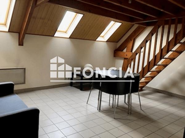 Location Studio 27.15 m² - 59 GRANDE RUE Chateau Thierry 02400