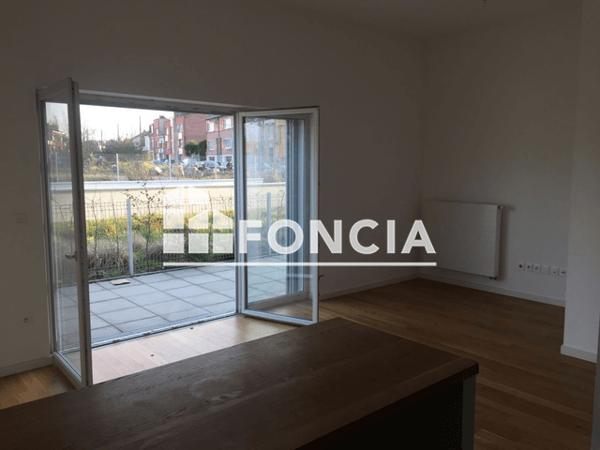 Location Appartement 2 pièces 57 m² - 259 RUE VAISSEAU LE VENGEUR Lille 59000