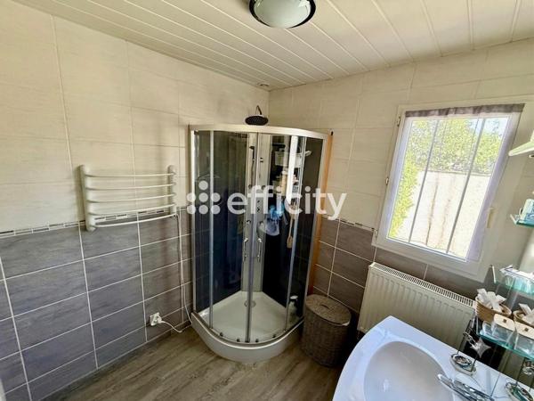 Maison
         4 pièces
        - 65 m² 220 000 € *