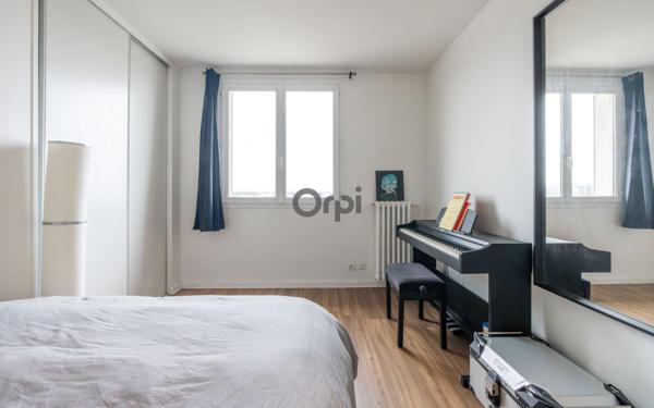 Appartement à vendre    2 pièces • 43,93 m2 Joinville-le-Pont