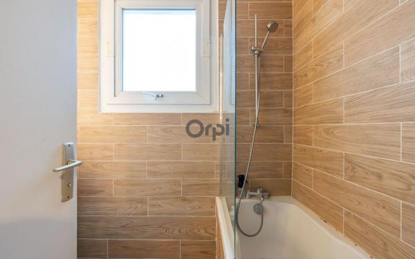 Appartement à vendre    2 pièces • 43,93 m2 Joinville-le-Pont